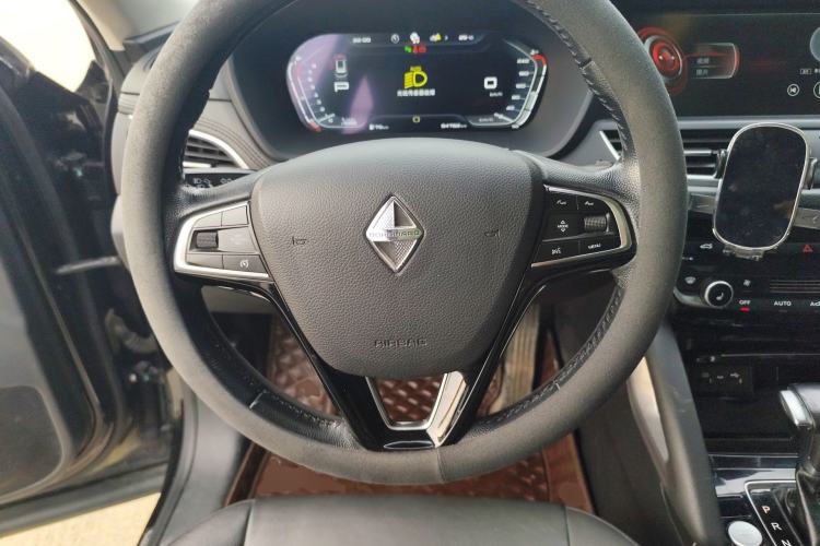 Used BORGWARD BX7 2018 28T Four-Wheel Drive Flagship Version 5 Seats China V Emission Standard Steering Wheel