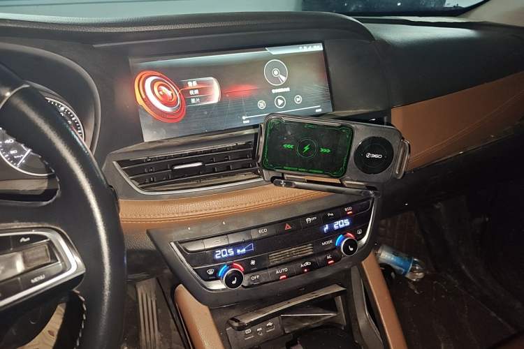 Used BORGWARD BX7 2018 28T 2WD Premium 5-seater National V Audio And AC Panel