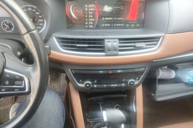 Used BORGWARD BX7 2018 28T 2WD Comfort Version 5 Seats China V Emission Standard Audio And AC Panel