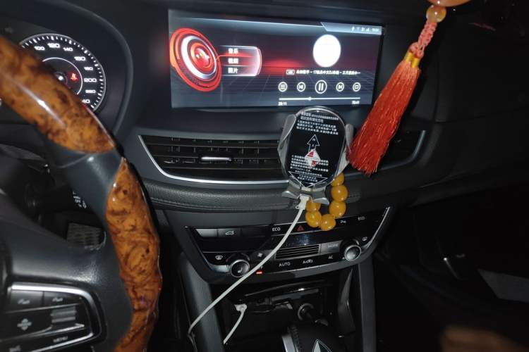 Used BORGWARD BX7 2018 28T 2WD Premium 5-seater National V Audio And AC Panel