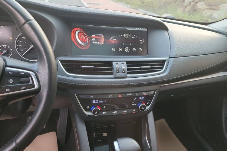 Used BORGWARD BX7 2018 28T Front-Wheel Drive Quality Enjoyment Version 5 Seats China VI Emission Standard Audio And AC Panel