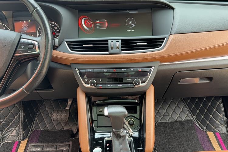 Used BORGWARD BX7 2018 28T 2WD Premium 5-seater National V Audio And AC Panel