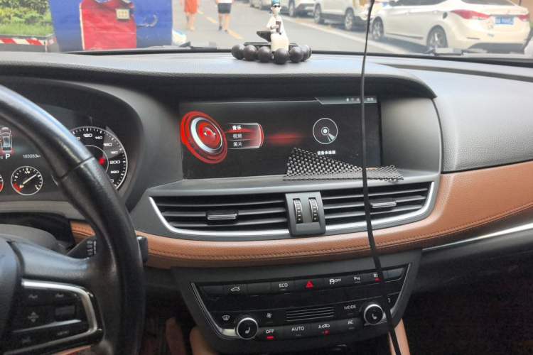 Used BORGWARD BX7 2018 28T 2WD Premium 5-seater National V Audio And AC Panel