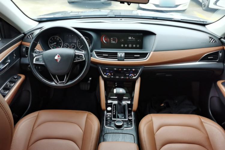 Used BORGWARD BX7 2018 28T Front-Wheel Drive Quality Enjoyment Version 5 Seats China VI Emission Standard Center Console