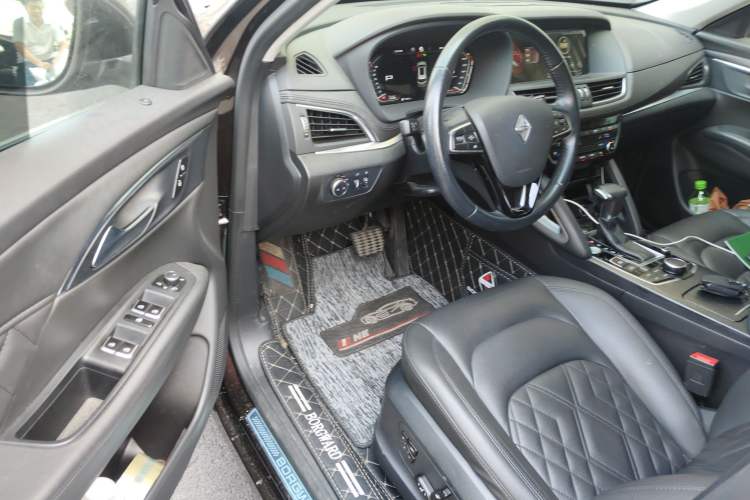 Used BORGWARD BX7 2018 28T Four-Wheel Drive Flagship Version 5 Seats China VI Emission Standard Driver Seat