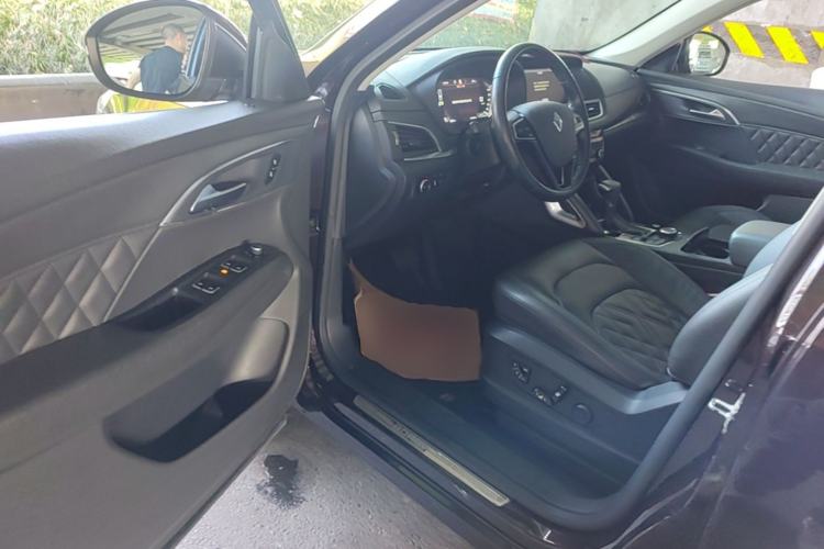 Used BORGWARD BX7 2018 28T Two-Wheel Drive Luxury Version 5 Seats China VI Emission Standard Driver Seat