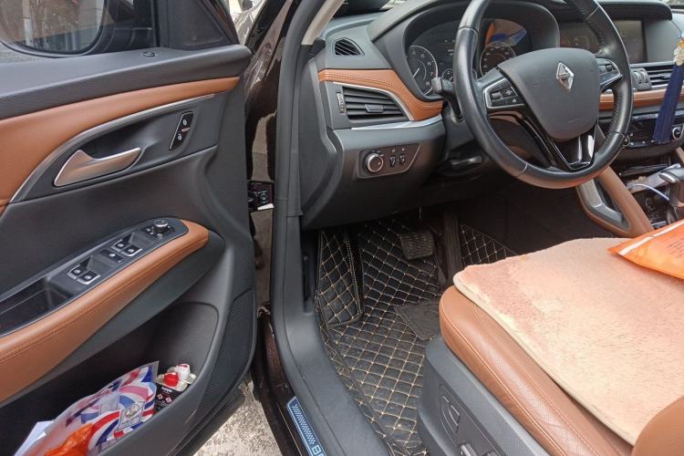 Used BORGWARD BX7 2018 28T 2WD Comfort Version 5 Seats China V Emission Standard Driver Seat