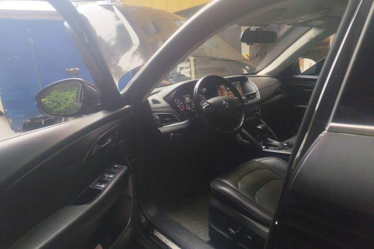 Used BORGWARD BX7 2018 28T Front-Wheel Drive Quality Enjoyment Version 5 Seats China VI Emission Standard Driver Seat