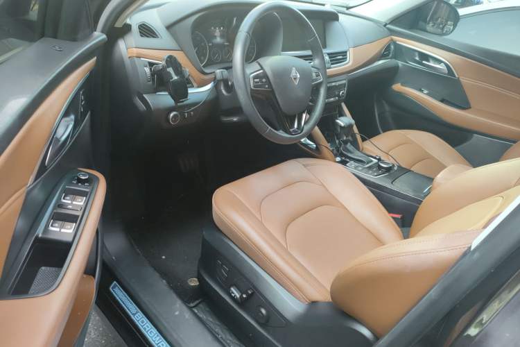 Used BORGWARD BX7 2018 28T Four-wheel Drive Luxury Model 5 Seats China VI Emission Standard Driver Seat
