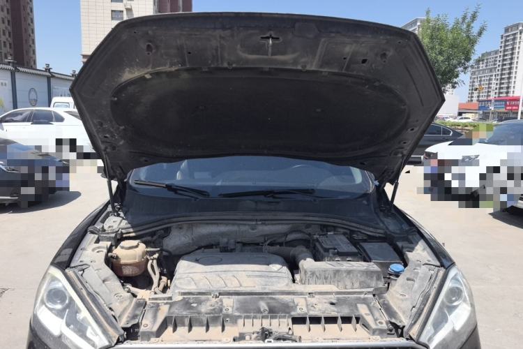 Used BORGWARD BX7 2018 28T 2WD Premium 5-seater National V Engine Bay