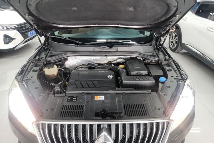 Used BORGWARD BX7 2018 28T Front-Wheel Drive Quality Enjoyment Version 5 Seats China VI Emission Standard Engine Bay