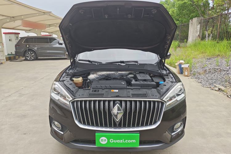 Used BORGWARD BX7 2018 28T 2WD Premium 5-seater National V Engine Bay