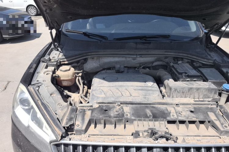 Used BORGWARD BX7 2018 28T 2WD Premium 5-seater National V Engine Bay Right