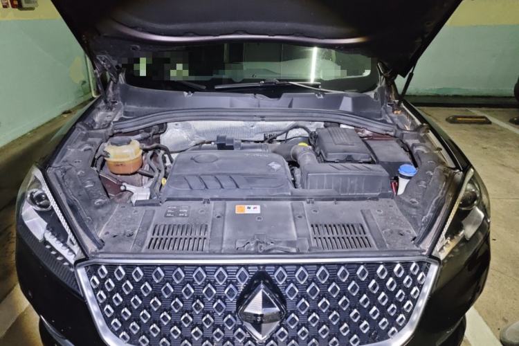 Used BORGWARD BX7 2018 28T Two-Wheel Drive Luxury Version 5 Seats China VI Emission Standard Engine Bay