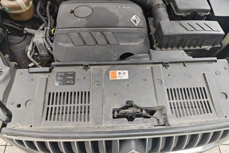 Used BORGWARD BX7 2018 28T 2WD Premium 5-seater National V Engine Bay