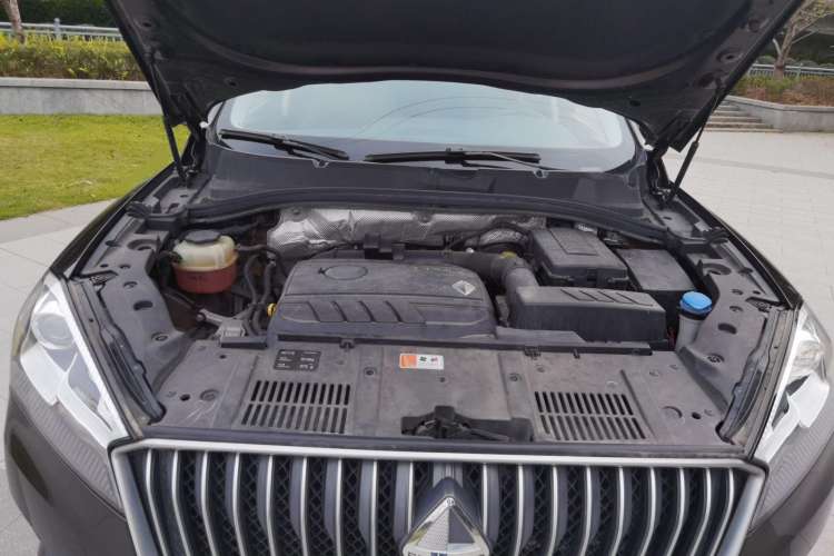 Used BORGWARD BX7 2018 28T 2WD Comfort Version 5 Seats China VI Emission Standard Engine Bay