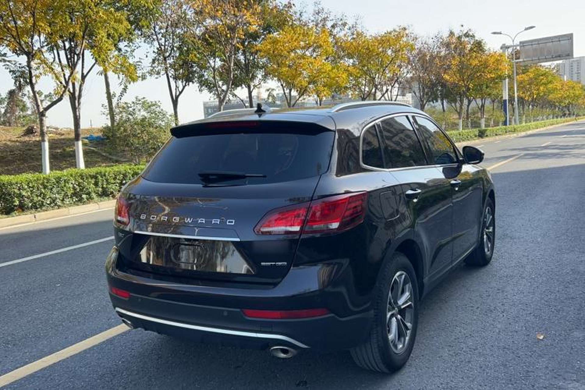 Used BORGWARD BX7 2018 28T Front-Wheel Drive Quality Enjoyment Version 5 Seats China VI Emission Standard Exterior 3