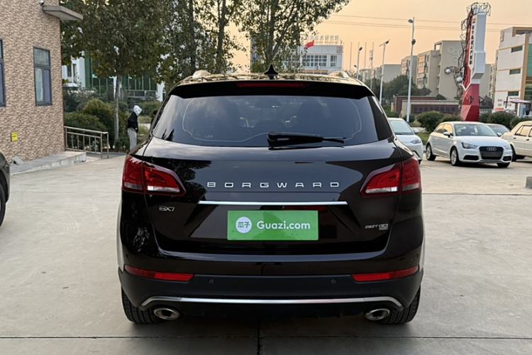 Used BORGWARD BX7 2018 28T Four-wheel Drive Luxury Model 5 Seats China VI Emission Standard Exterior 3