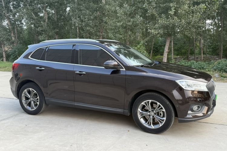 Used BORGWARD BX7 2018 28T Four-wheel Drive Luxury Model 5 Seats China VI Emission Standard Exterior 6