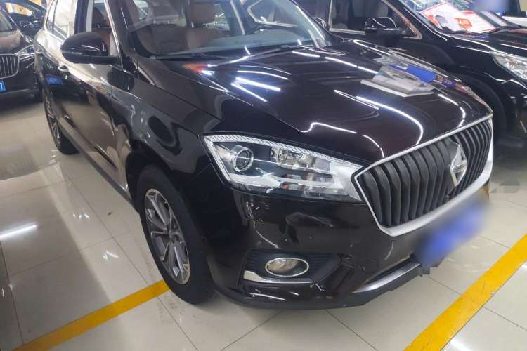 Used BORGWARD BX7 2018 28T 2WD Premium 5-seater National V Front Right 45 Deg