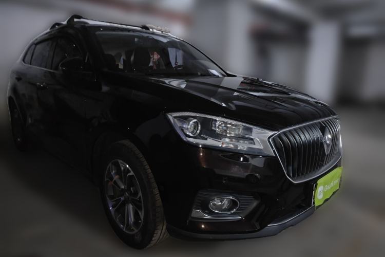 Used BORGWARD BX7 2018 28T 2WD Premium 5-seater National V Front Right 45 Deg