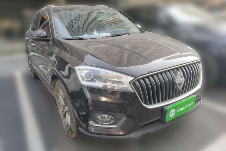 Used BORGWARD BX7 2018 28T Four-wheel Drive Luxury Model 5 Seats China VI Emission Standard Front Right 45 Deg