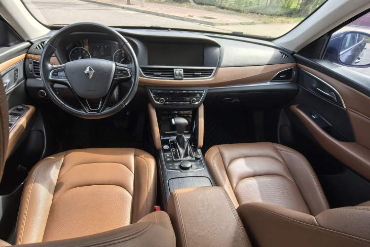 Used BORGWARD BX7 2018 28T Front-Wheel Drive Quality Enjoyment Version 5 Seats China VI Emission Standard Interior 1