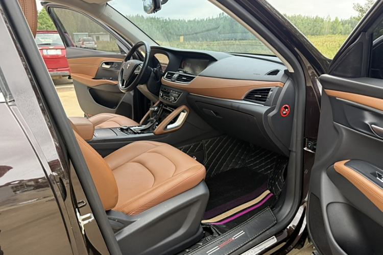 Used BORGWARD BX7 2018 28T 2WD Premium 5-seater National V Interior 3