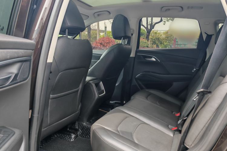 Used BORGWARD BX7 2018 28T 2WD Comfort Version 5 Seats China VI Emission Standard Interior 4