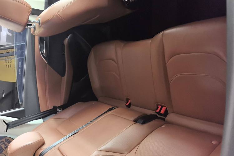 Used BORGWARD BX7 2018 28T Front-Wheel Drive Quality Enjoyment Version 5 Seats China VI Emission Standard Interior 4