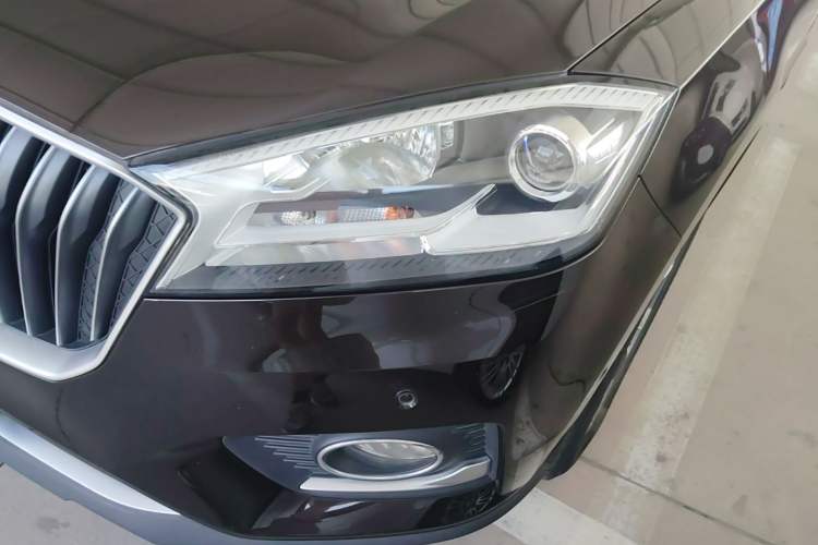 Used BORGWARD BX7 2018 28T Front-Wheel Drive Quality Enjoyment Version 5 Seats China VI Emission Standard Left Front Headlight