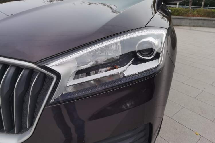 Used BORGWARD BX7 2018 28T 2WD Comfort Version 5 Seats China VI Emission Standard Left Front Headlight