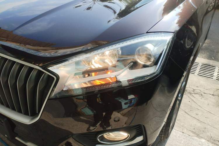 Used BORGWARD BX7 2018 28T Front-Wheel Drive Quality Enjoyment Version 5 Seats China VI Emission Standard Left Front Headlight
