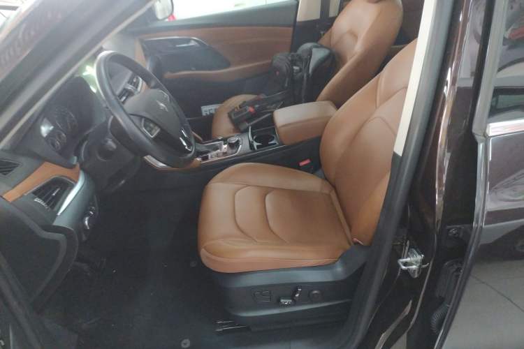 Used BORGWARD BX7 2018 28T Two-Wheel Drive Premium 7-Seater China VI Left Front Seat