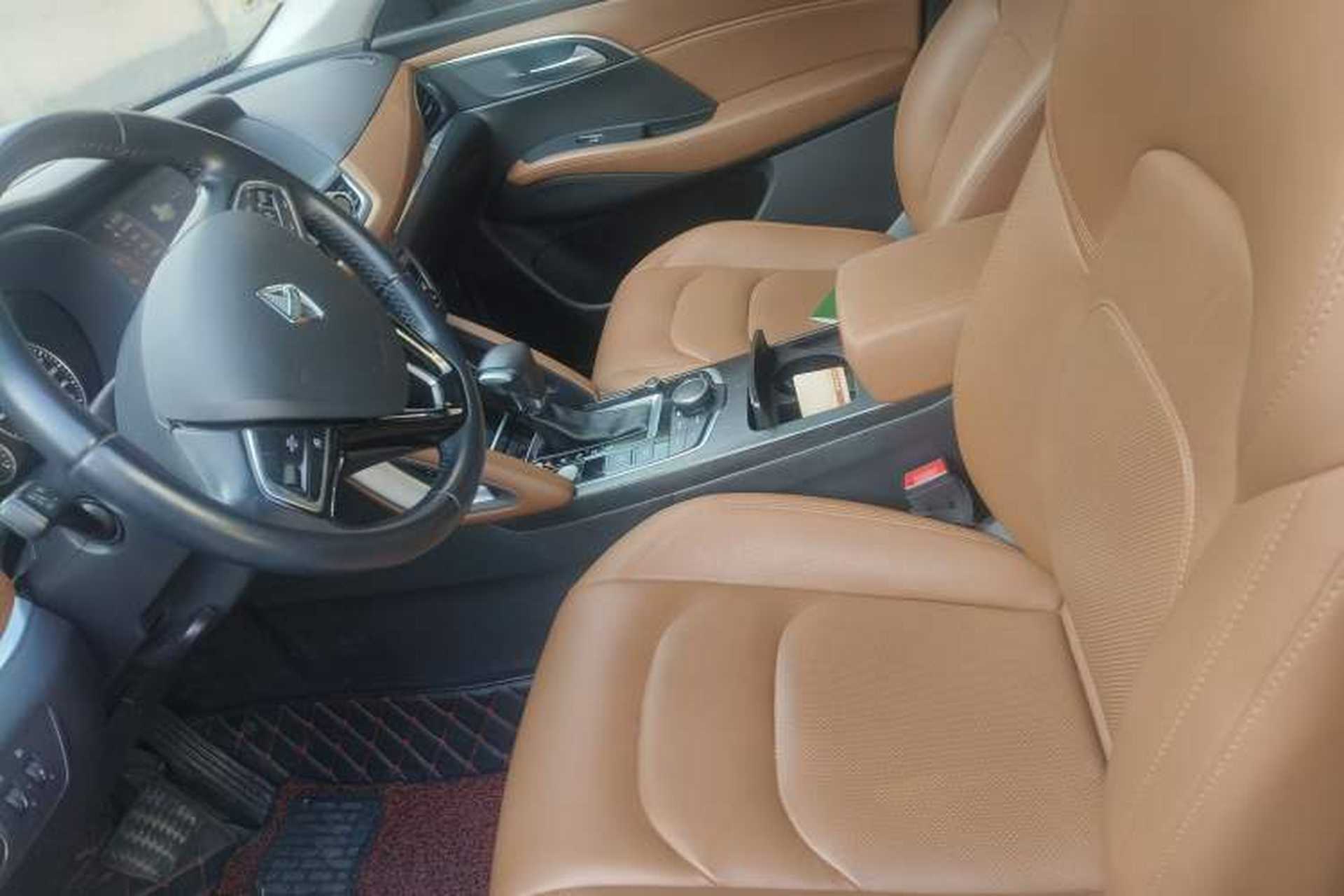 Used BORGWARD BX7 2018 28T Four-Wheel Drive Luxury Version 5 Seats China V Emission Standard Left Front Seat