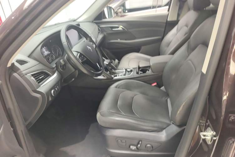 Used BORGWARD BX7 2018 28T Front-Wheel Drive Quality Enjoyment Version 5 Seats China VI Emission Standard Left Front Seat