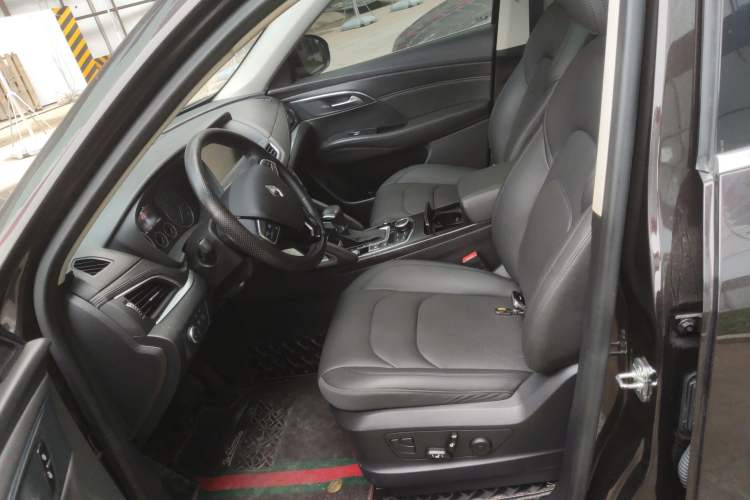 Used BORGWARD BX7 2018 28T Front-Wheel Drive Quality Enjoyment Version 5 Seats China VI Emission Standard Left Front Seat