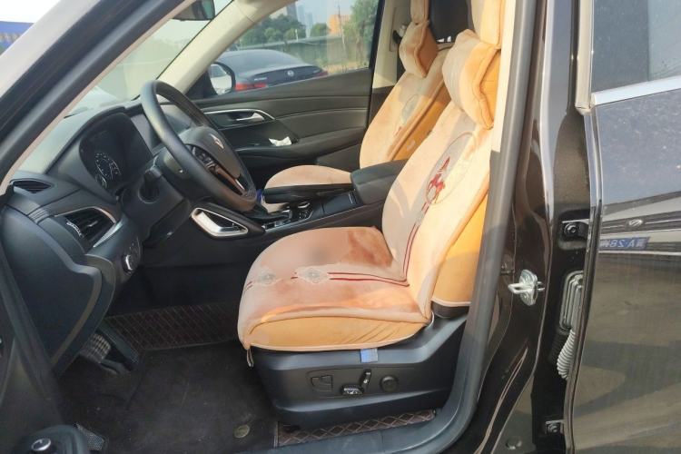 Used BORGWARD BX7 2018 28T Four-Wheel Drive Comfort Model 5 Seats Left Front Seat
