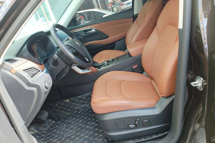 Used BORGWARD BX7 2018 28T Front-Wheel Drive Quality Enjoyment Version 5 Seats China VI Emission Standard Left Front Seat