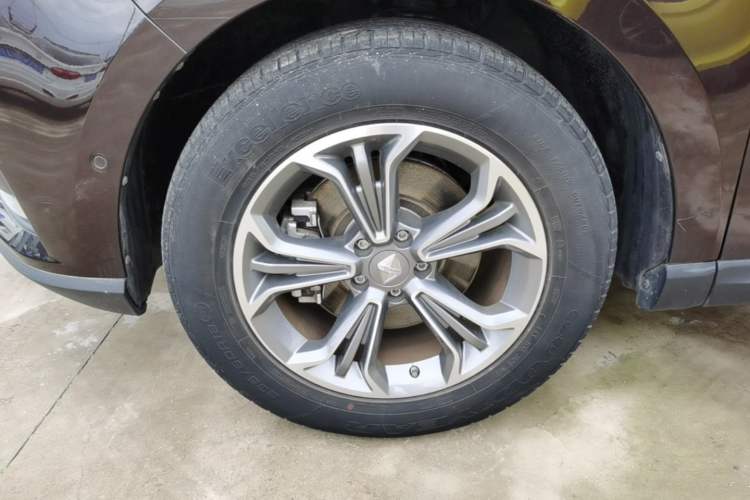 Used BORGWARD BX7 2018 28T Front-Wheel Drive Quality Enjoyment Version 5 Seats China VI Emission Standard Left Front Wheel Hub