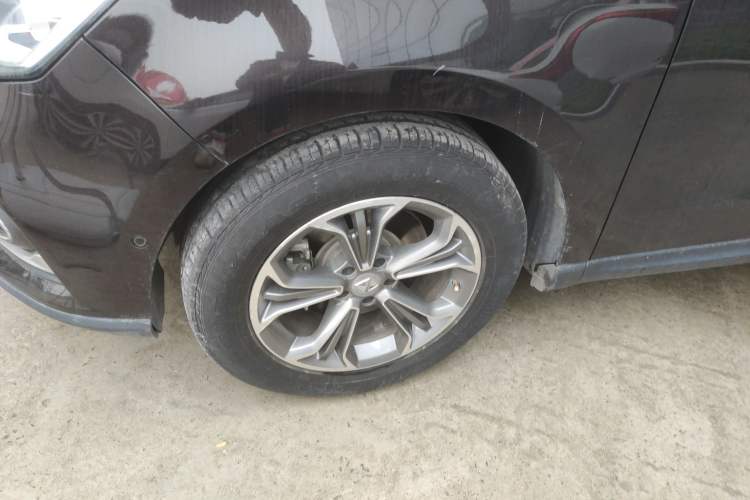 Used BORGWARD BX7 2018 28T Front-Wheel Drive Quality Enjoyment Version 5 Seats China VI Emission Standard Left Front Wheel Hub