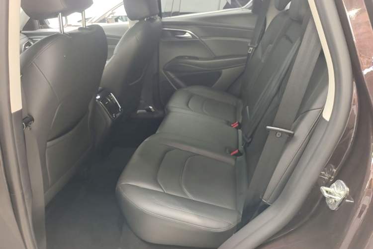 Used BORGWARD BX7 2018 28T Front-Wheel Drive Quality Enjoyment Version 5 Seats China VI Emission Standard Left Rear Seat