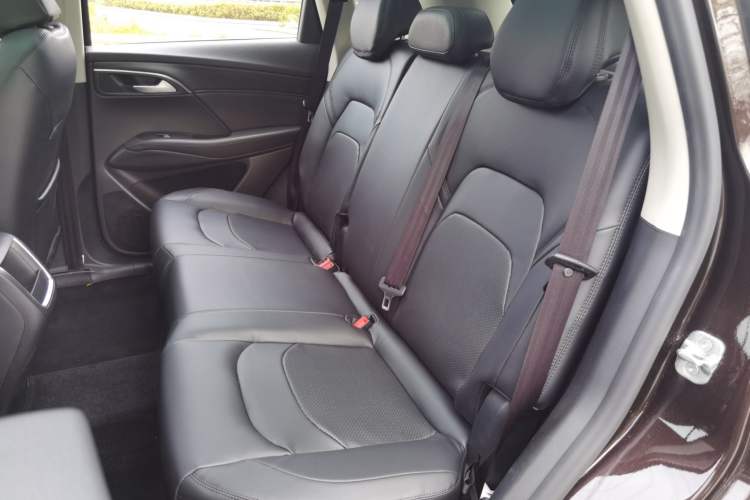 Used BORGWARD BX7 2018 28T 2WD Comfort Version 5 Seats China VI Emission Standard Left Rear Seat