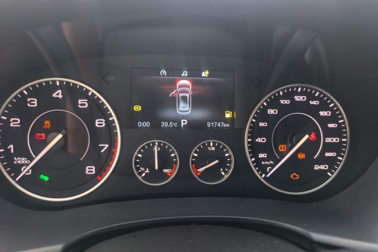 Used BORGWARD BX7 2018 28T Front-Wheel Drive Quality Enjoyment Version 5 Seats China VI Emission Standard Odometer Close Up