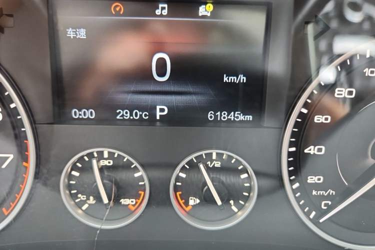 Used BORGWARD BX7 2018 28T 2WD Premium 5-seater National V Odometer Close Up