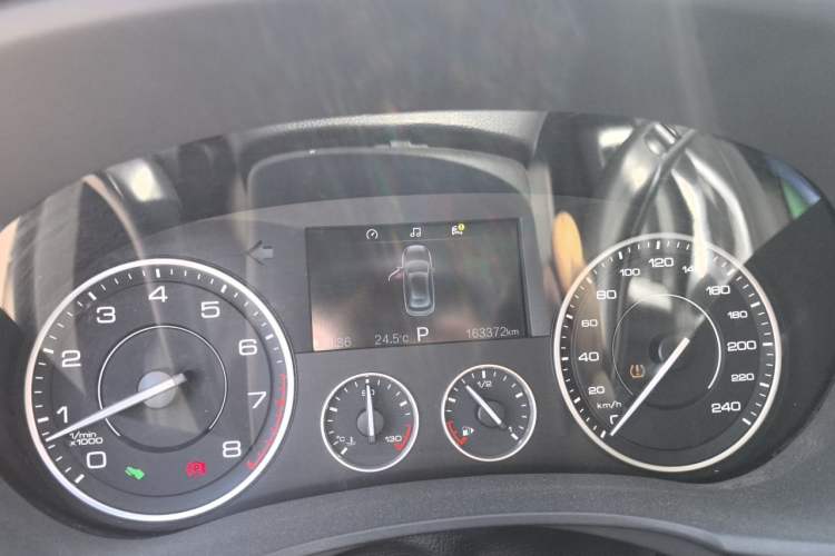 Used BORGWARD BX7 2018 28T 2WD Premium 5-seater National V Odometer Close Up