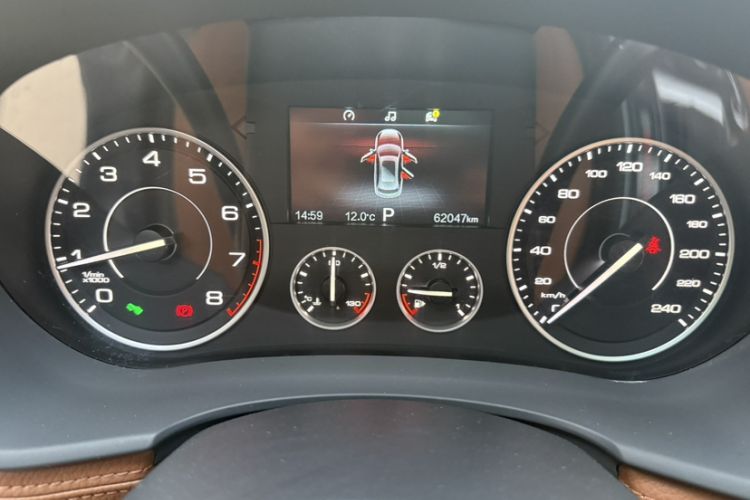 Used BORGWARD BX7 2018 28T Four-wheel Drive Luxury Model 5 Seats China VI Emission Standard Odometer Close Up
