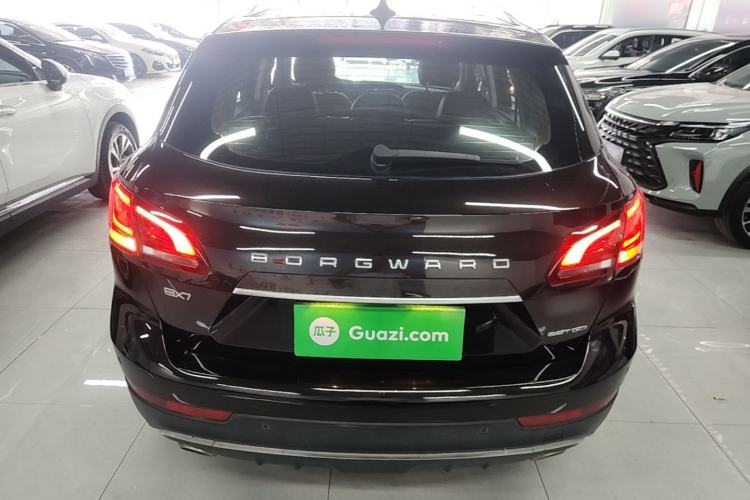 Used BORGWARD BX7 2018 28T Front-Wheel Drive Quality Enjoyment Version 5 Seats China VI Emission Standard Rear