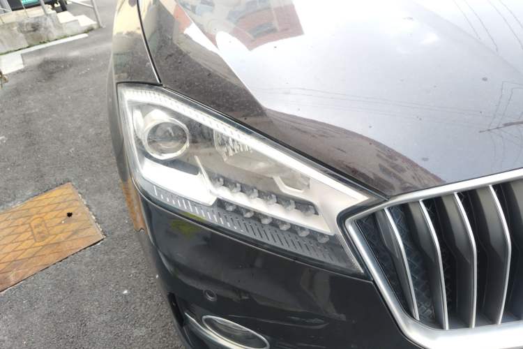 Used BORGWARD BX7 2018 28T Four-Wheel Drive Flagship Version 5 Seats China VI Emission Standard Right Front Headlight