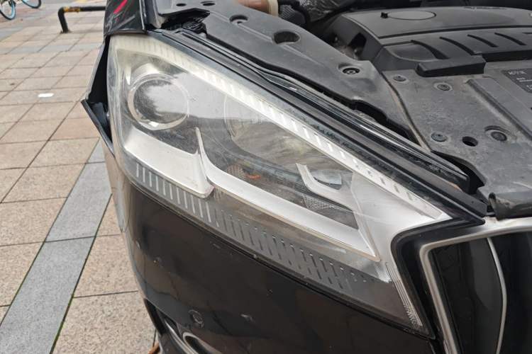 Used BORGWARD BX7 2018 28T 2WD Premium 5-seater National V Right Front Headlight